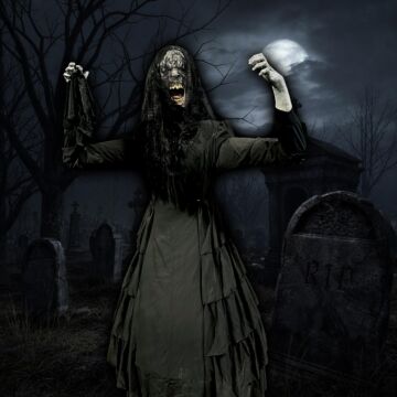 Mourner Turn & Lunge